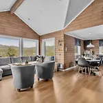 Holiday home Utsikten By Interhome