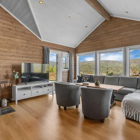 Holiday home Utsikten By Interhome Tjaldal